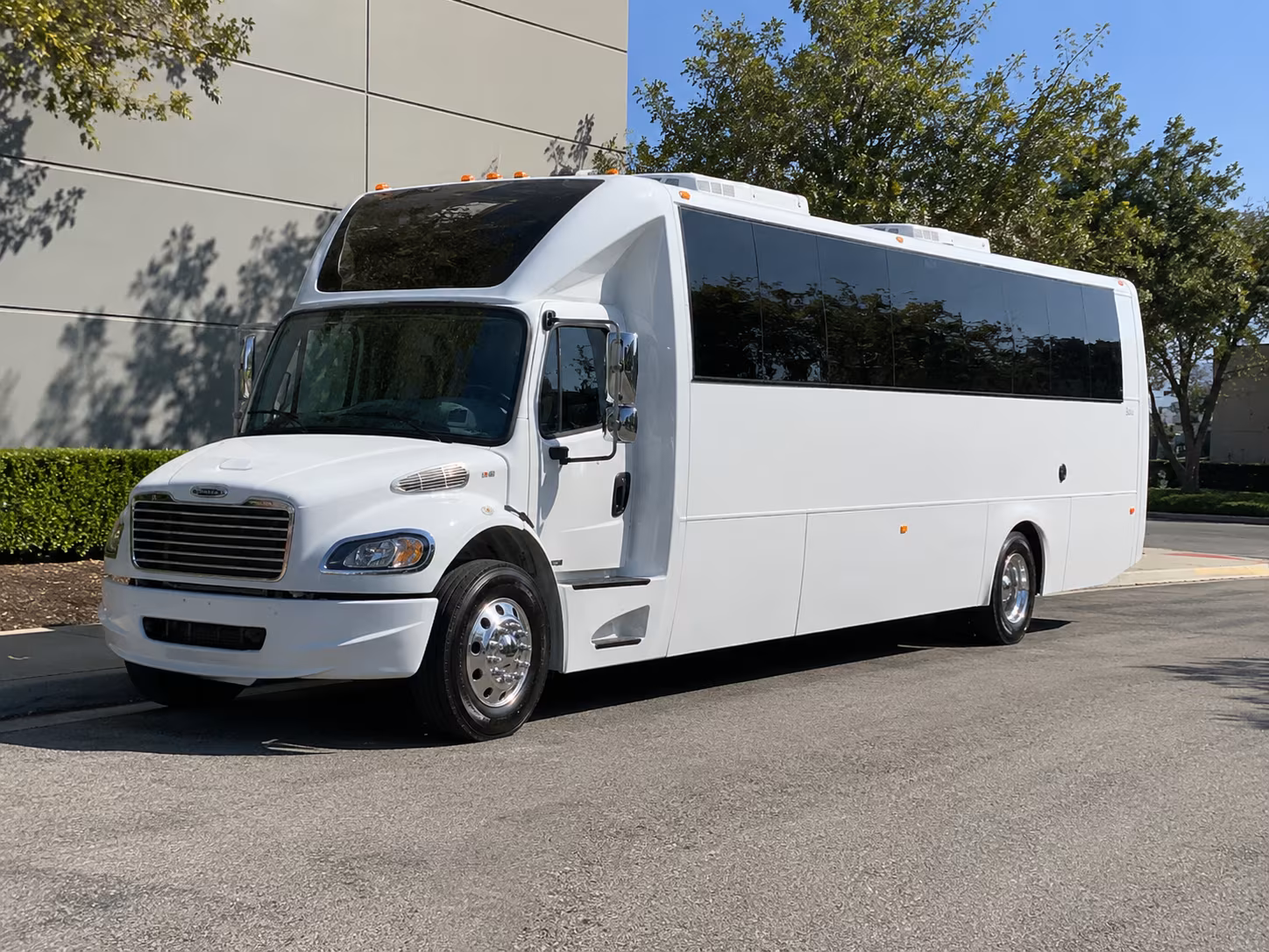 find staten island night on town party bus rental