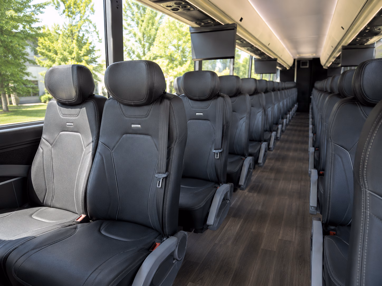 how the distance and duration of your trip affect charter bus rates in staten island