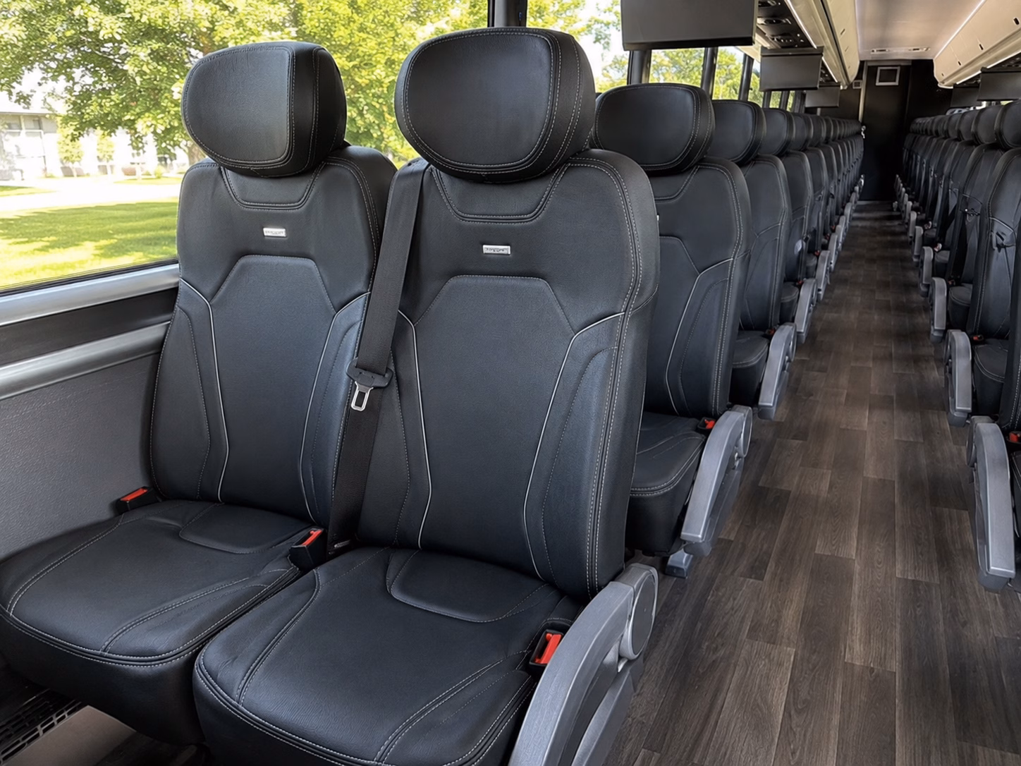 how the type of bus you choose changes the price in staten island new york