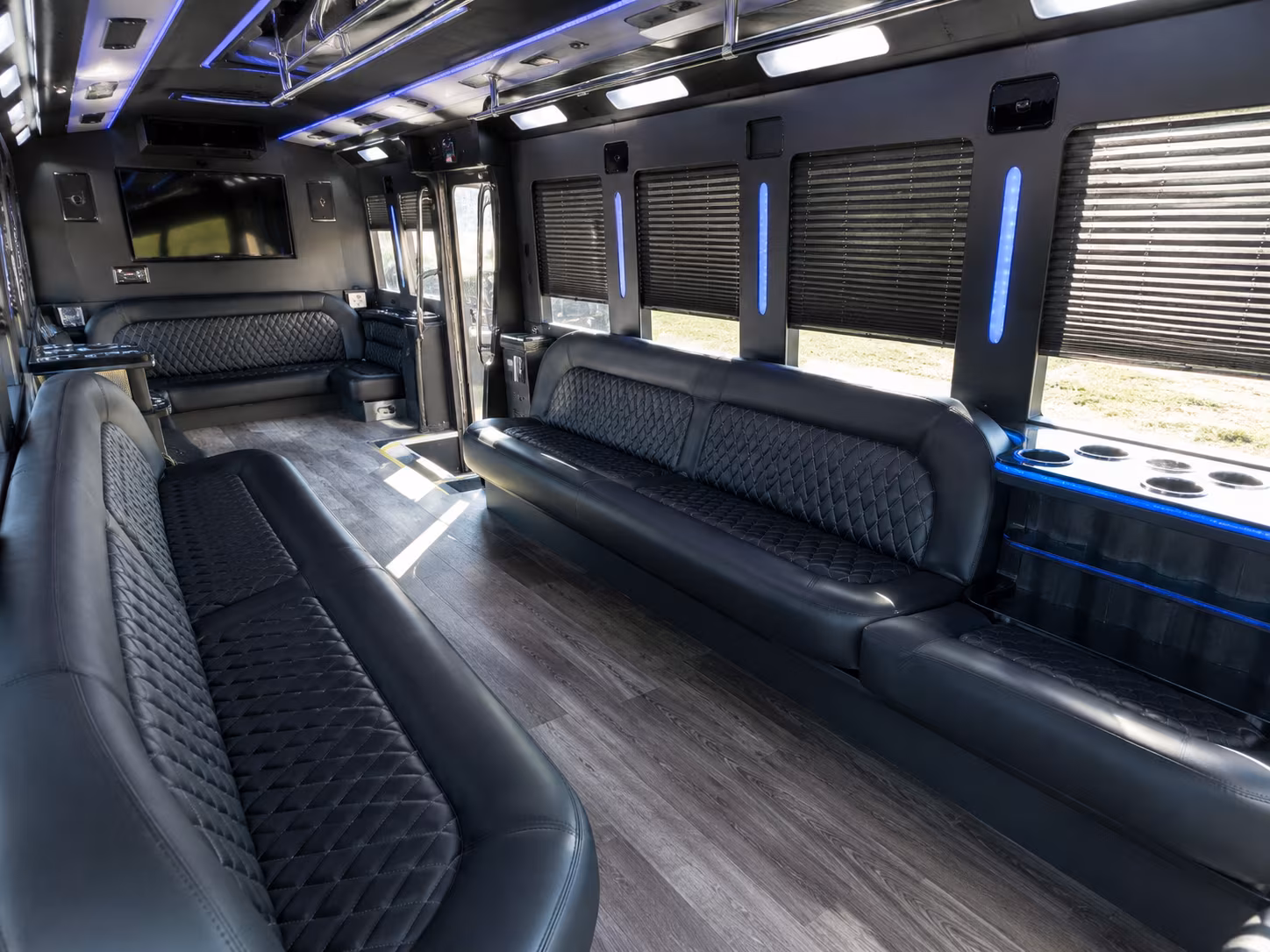 party buses that make the ride to the staaten or vanderbilt at south beach the best part of the night
